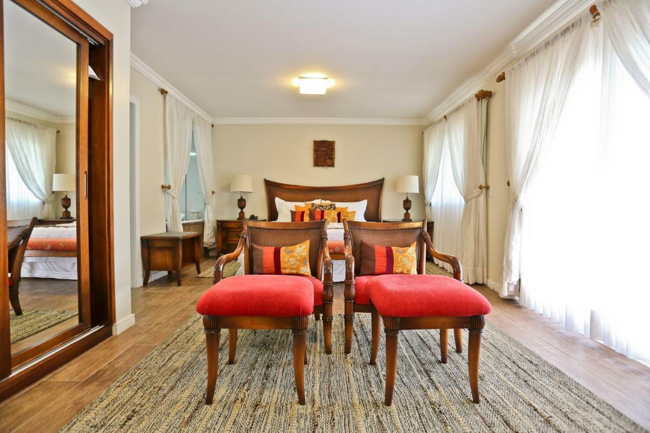 Estaleiro Guest House Balneario Camboriu Exterior photo